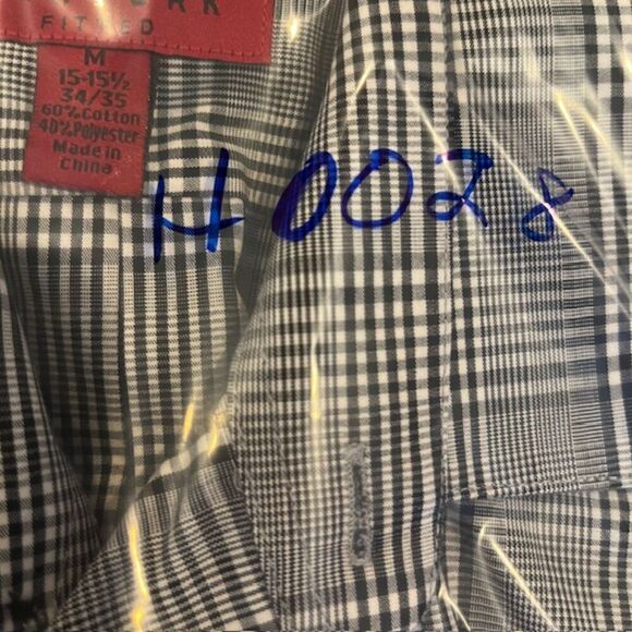 Bergamo New York Black Plaid Men's Button Front Dress Shirt Size Medium - Picture 10 of 10